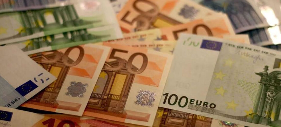 La monnaie européenne atteint son plus bas niveau depuis vingt ans