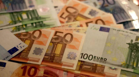 La monnaie européenne atteint son plus bas niveau depuis vingt ans